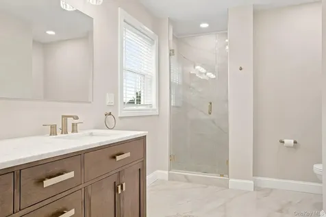 24 Whittier Boulevard Poughkeepsie NY 12603