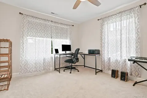 24 Whittier Boulevard Poughkeepsie NY 12603