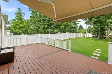 24 Whittier Boulevard Poughkeepsie NY 12603