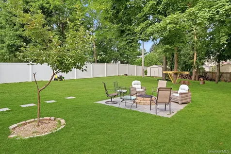 24 Whittier Boulevard Poughkeepsie NY 12603