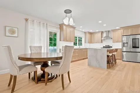 24 Whittier Boulevard Poughkeepsie NY 12603