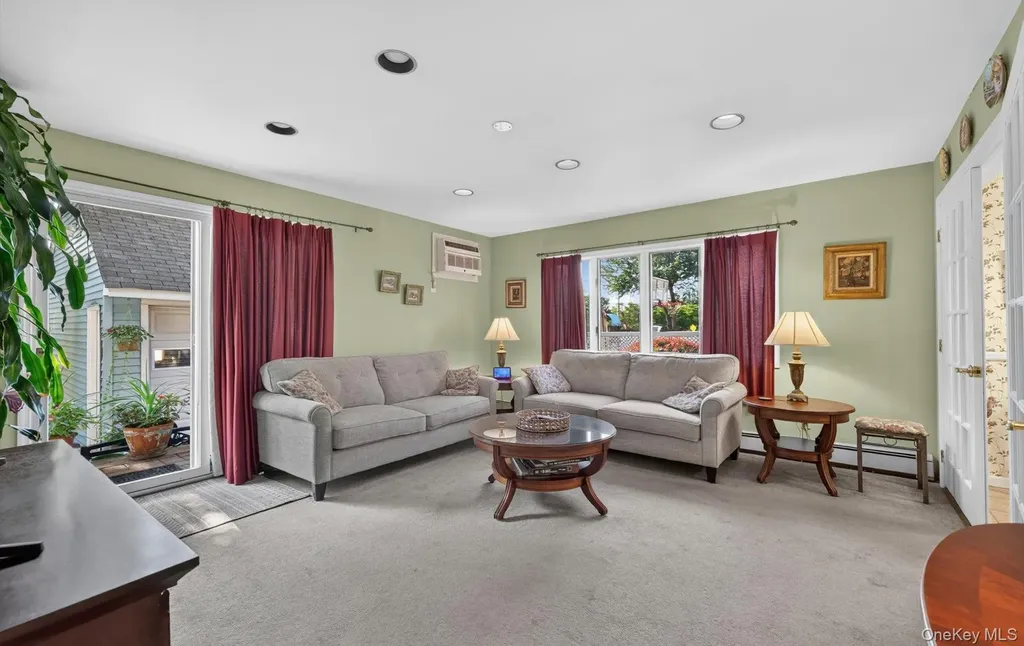 83 Whittier Avenue North Merrick NY 11566