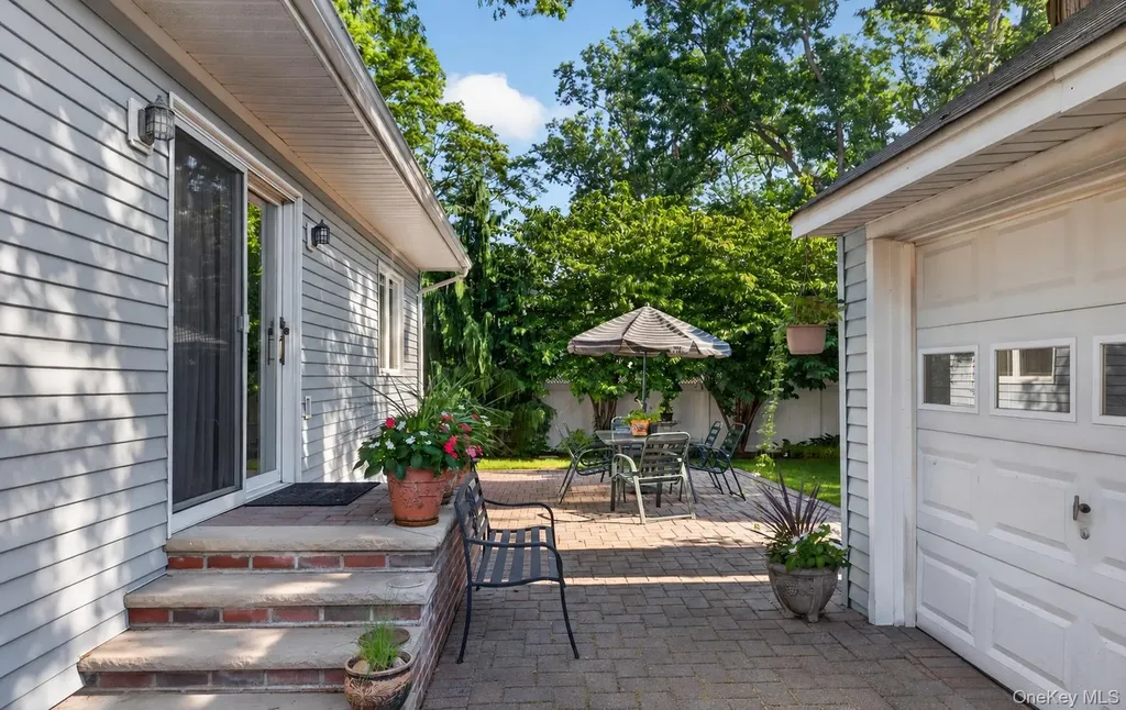 83 Whittier Avenue North Merrick NY 11566