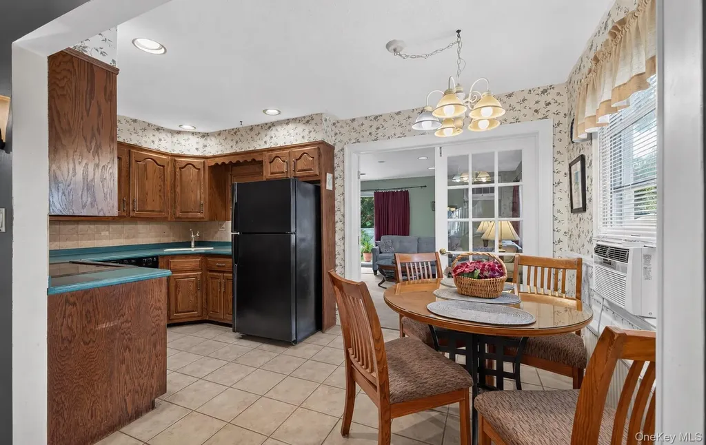 83 Whittier Avenue North Merrick NY 11566