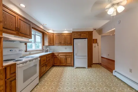 22 Petit Avenue Kingston NY 12401