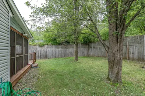 22 Petit Avenue Kingston NY 12401