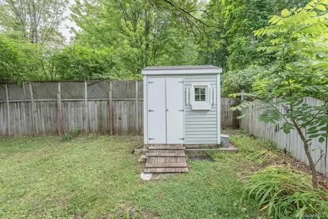 22 Petit Avenue Kingston NY 12401