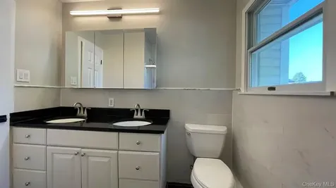 133 Railroad Avenue Syosset NY 11791
