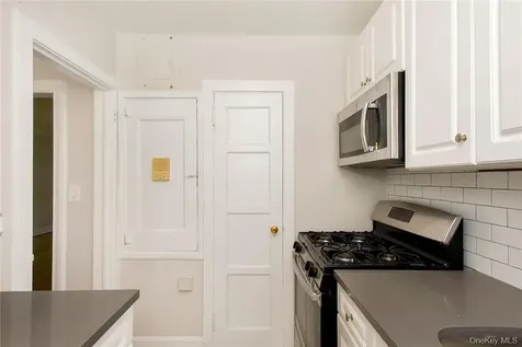 64 Kensington Road Bronxville NY 10708