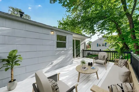8 Mockingbird Lane Poughkeepsie NY 12601
