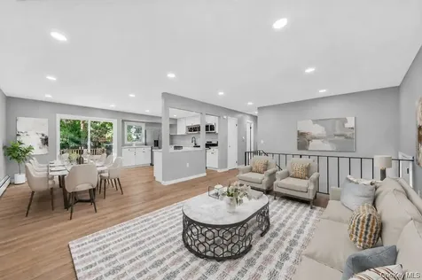 8 Mockingbird Lane Poughkeepsie NY 12601