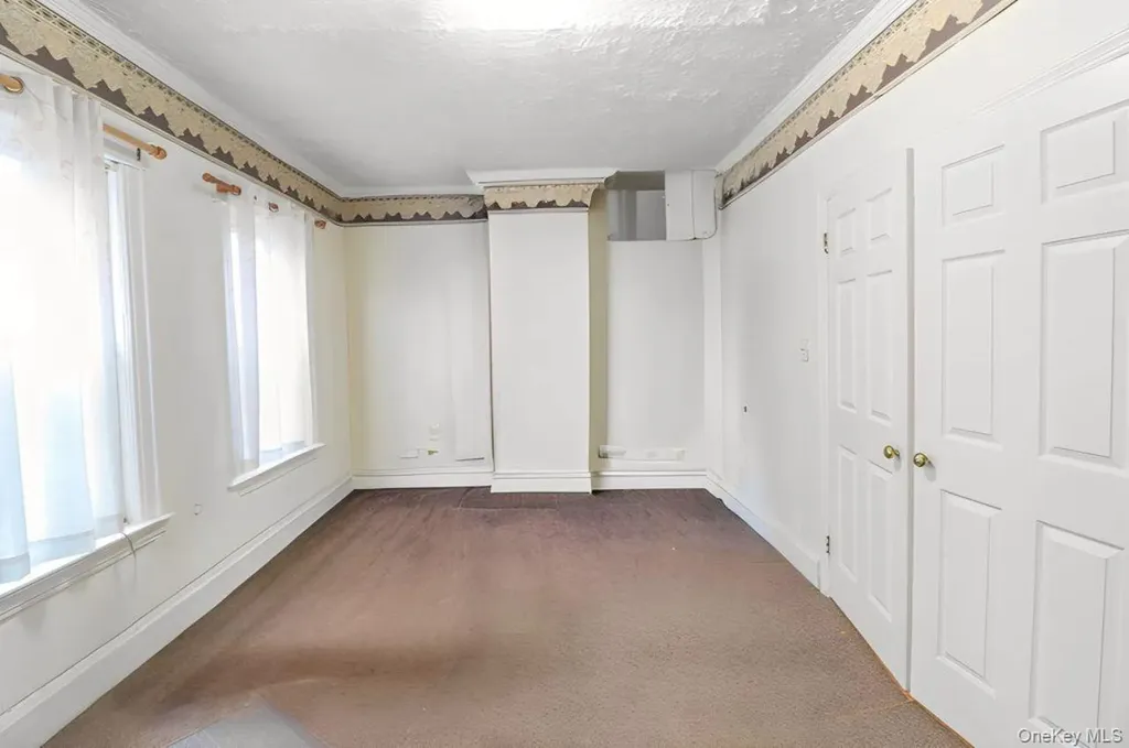 1643 Lurting Avenue NW Bronx NY 10461