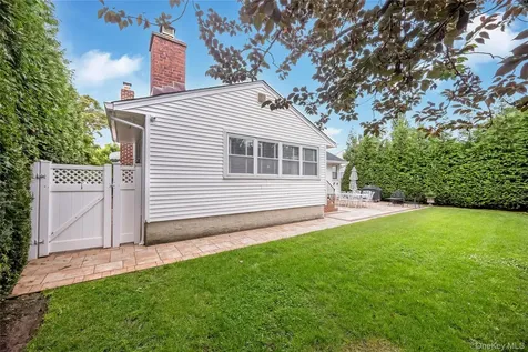 65 Colonial Drive Farmingdale NY 11735