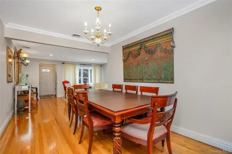 65 Colonial Drive Farmingdale NY 11735