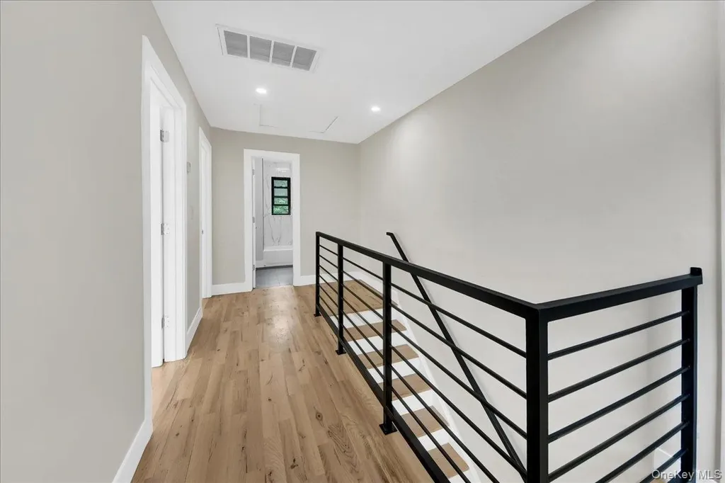 81 Ridge Road Yonkers NY 10705