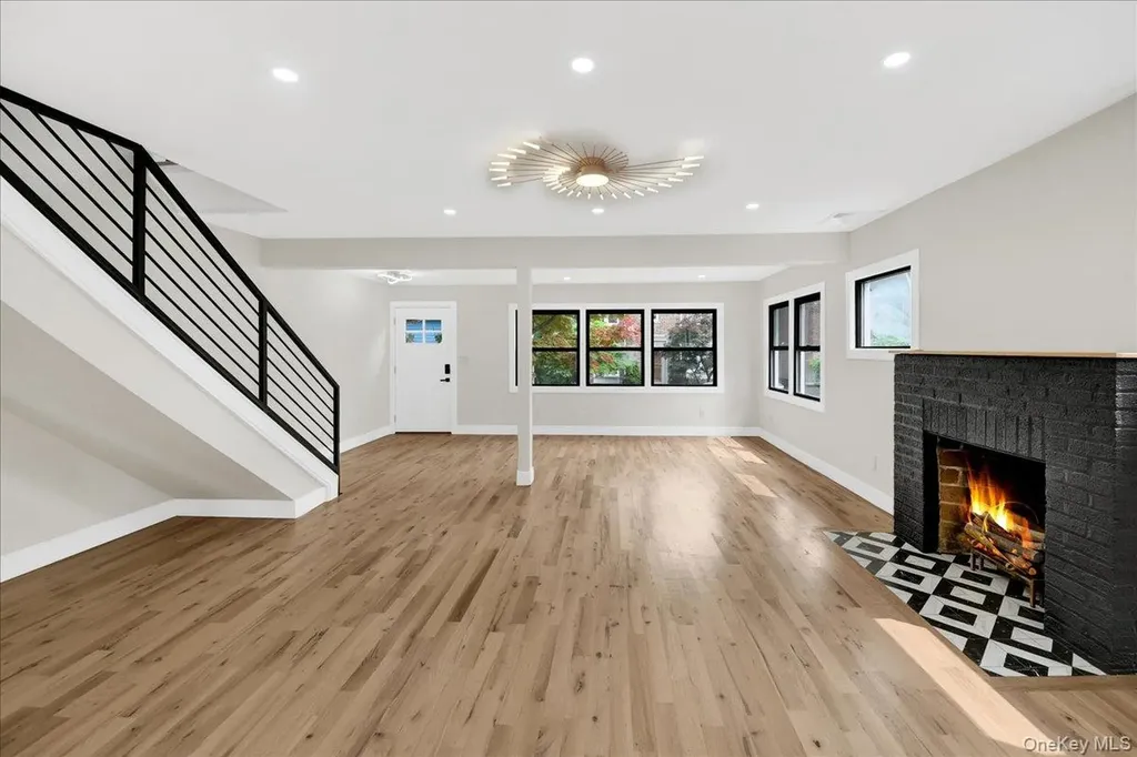 81 Ridge Road Yonkers NY 10705