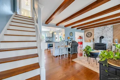263 Charles Avenue Massapequa Park NY 11762