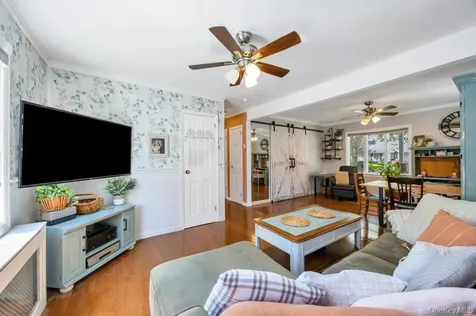 263 Charles Avenue Massapequa Park NY 11762