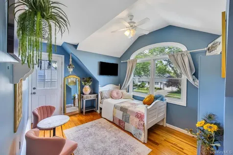 263 Charles Avenue Massapequa Park NY 11762