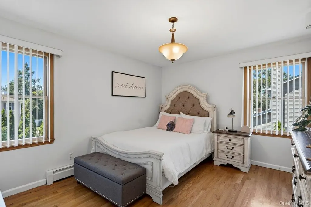 2066 Washington Avenue Seaford NY 11783