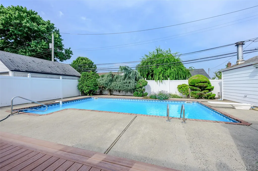 750 Durham Road East Meadow NY 11554