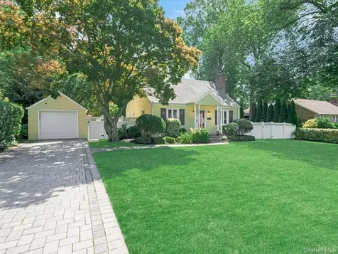 36 Francis Terrace Glen Cove NY 11542