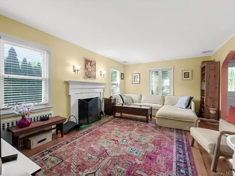 36 Francis Terrace Glen Cove NY 11542