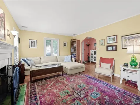 36 Francis Terrace Glen Cove NY 11542