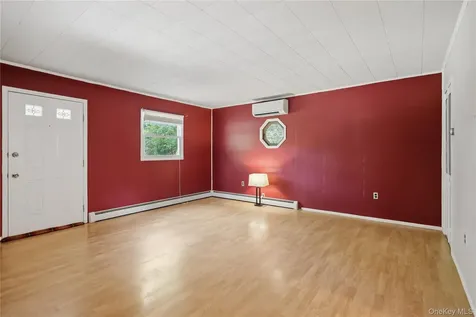 23 Leggett Road Chatham NY 12075