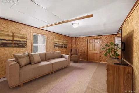 23 Leggett Road Chatham NY 12075