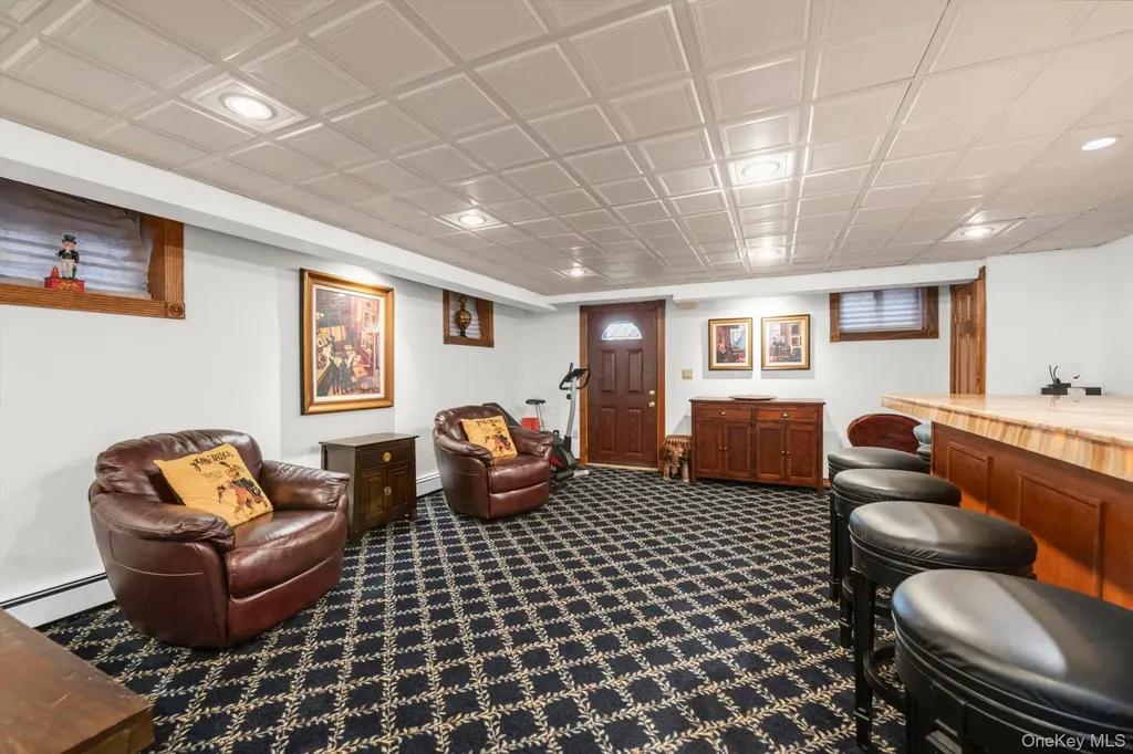 15 Parkwold Drive W Valley Stream NY 11580
