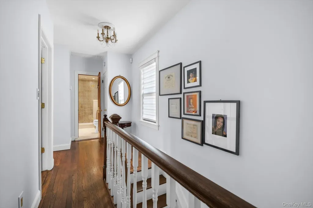 15 Parkwold Drive W Valley Stream NY 11580