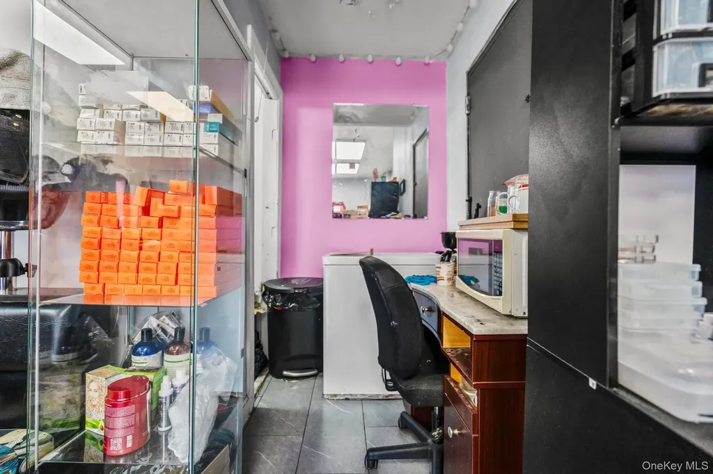 123 Elm Street Yonkers NY 10701