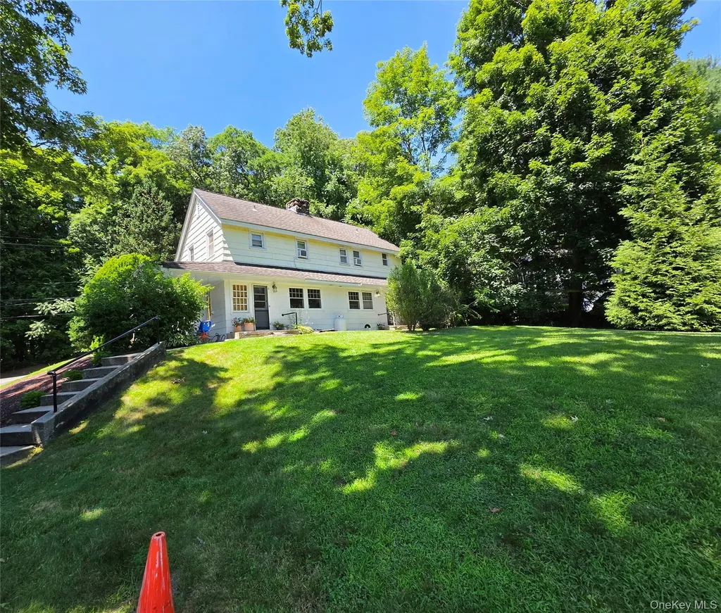 105 Chappaqua Road Briarcliff Manor NY 10510