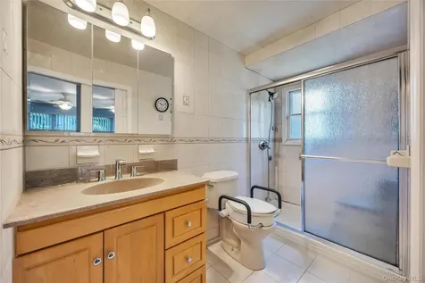35 Jerold Street Plainview NY 11803