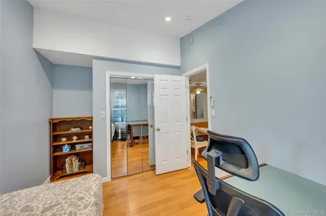 35 Jerold Street Plainview NY 11803