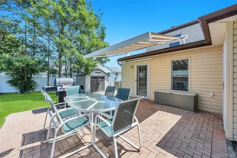 35 Jerold Street Plainview NY 11803