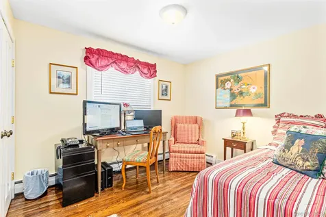 860 Hunns Lake Stanfordville NY 12581