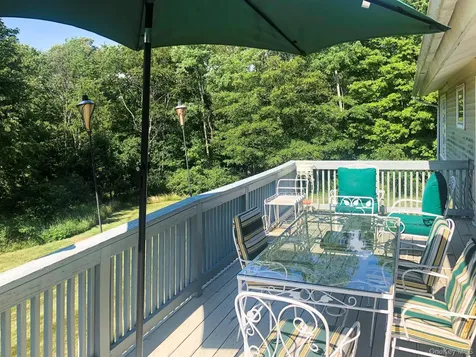 860 Hunns Lake Stanfordville NY 12581