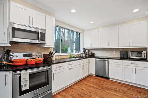 28 Sprain Valley Road Scarsdale NY 10583