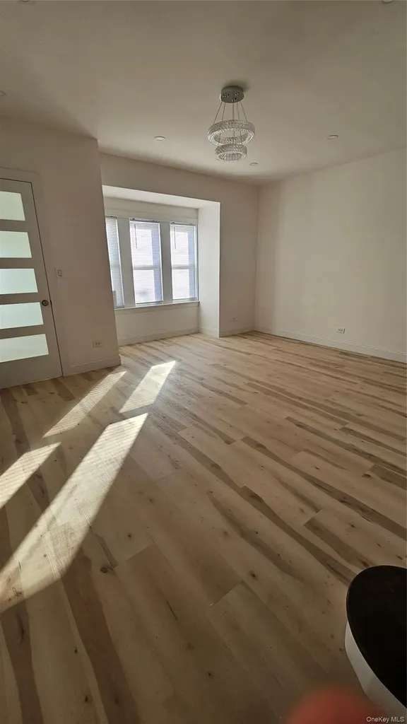 159-09 Laburnum Avenue Flushing NY 11358