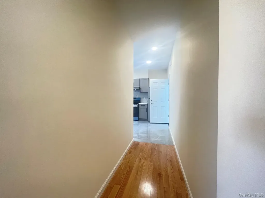 1006 Jericho Turnpike New Hyde Park NY 11040