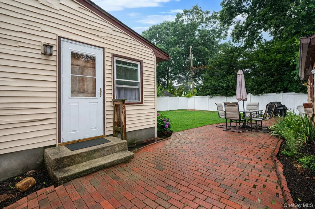 63 Lewis Road Merrick NY 11566