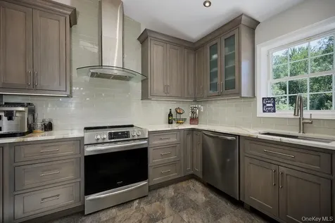 3 Justbrand Lane Poughkeepsie NY 12603