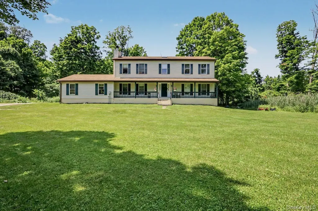 15 Country Hill Road Brewster NY 10509