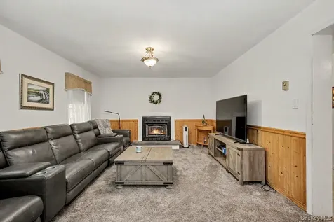 15 Country Hill Road Brewster NY 10509