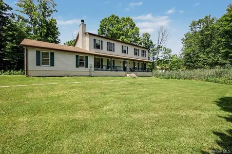 15 Country Hill Road Brewster NY 10509