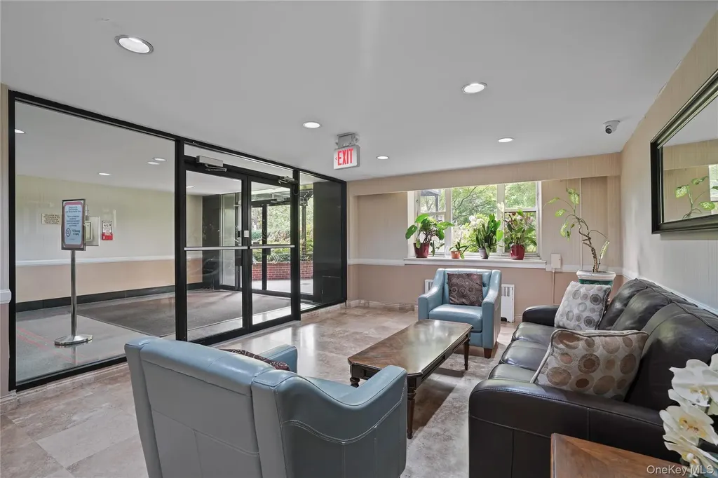12 Westchester Avenue White Plains NY 10601
