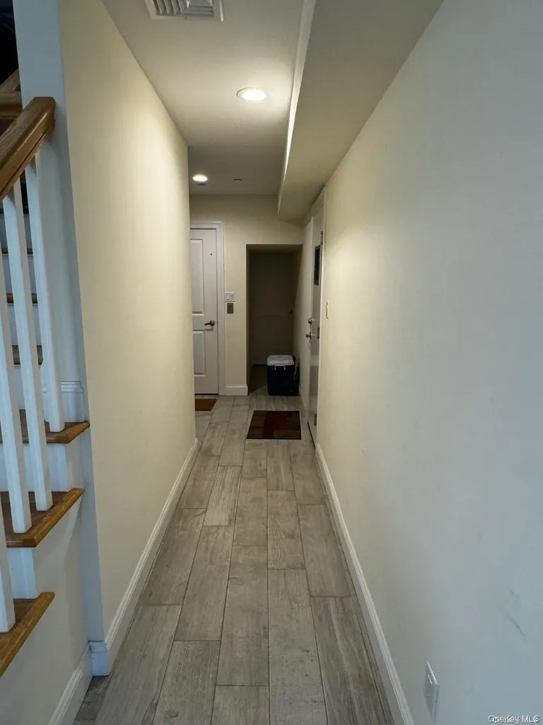 621 E Olive Street Long Beach NY 11561