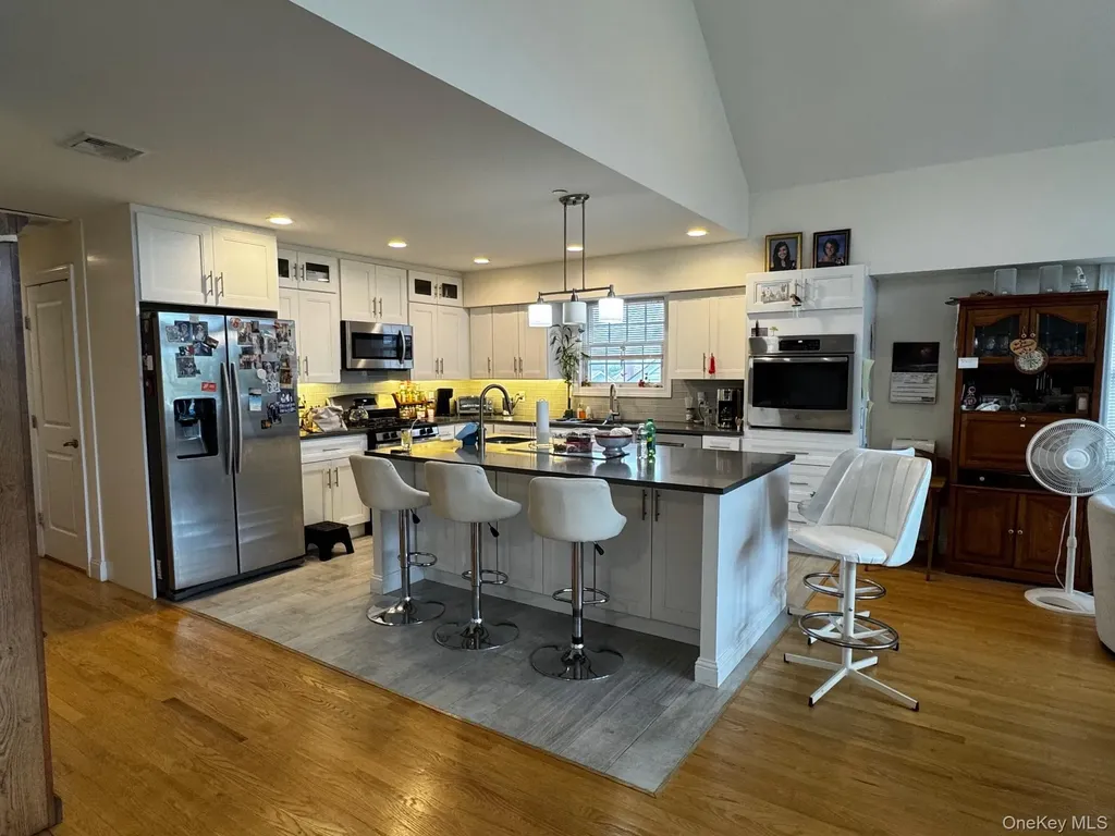 621 E Olive Street Long Beach NY 11561